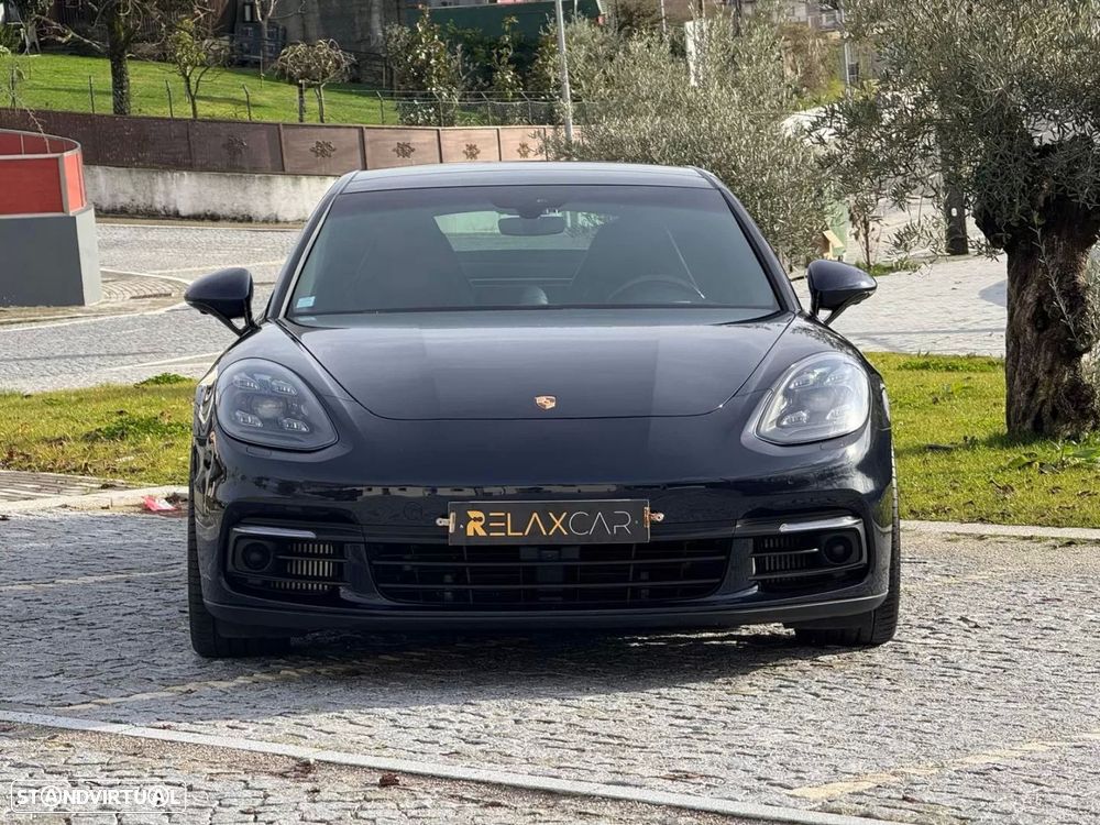 Porsche Panamera 4 E-Hybrid - 33