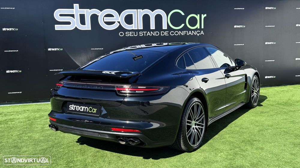 Porsche Panamera 4 E-Hybrid Platinum Edition - 8