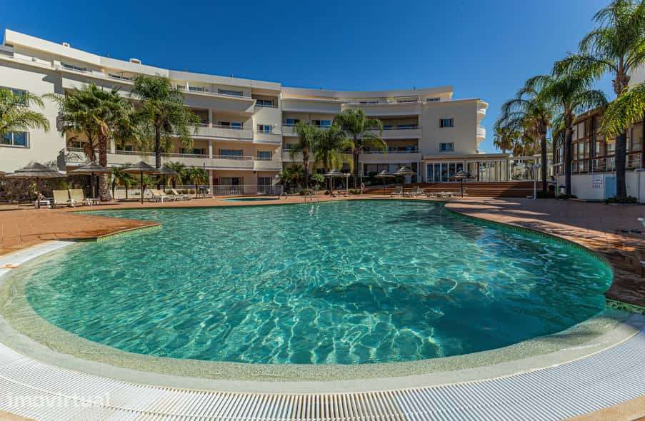 Apartamento em Estrada do Monte Carapeto, Lagos - Grande imagem: 4/17