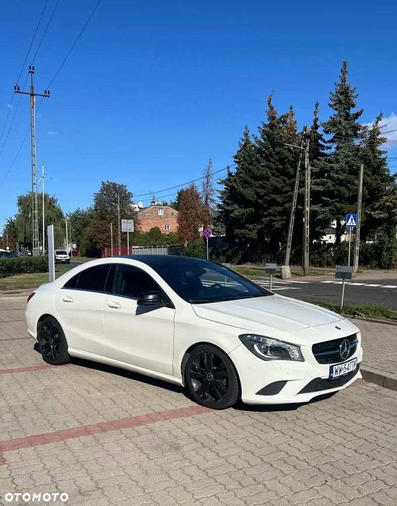 Mercedes-Benz CLA 200 7G-DCT - 1