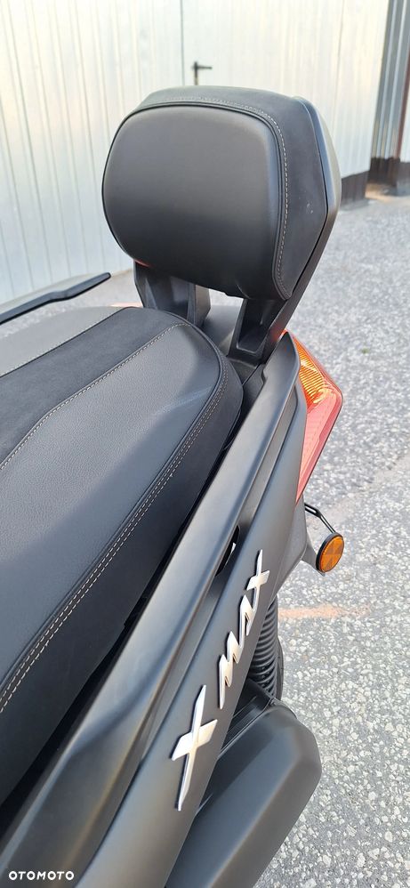 Yamaha X-max - 10