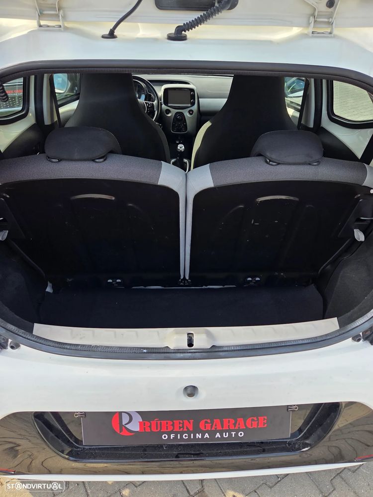 Toyota Aygo - 13