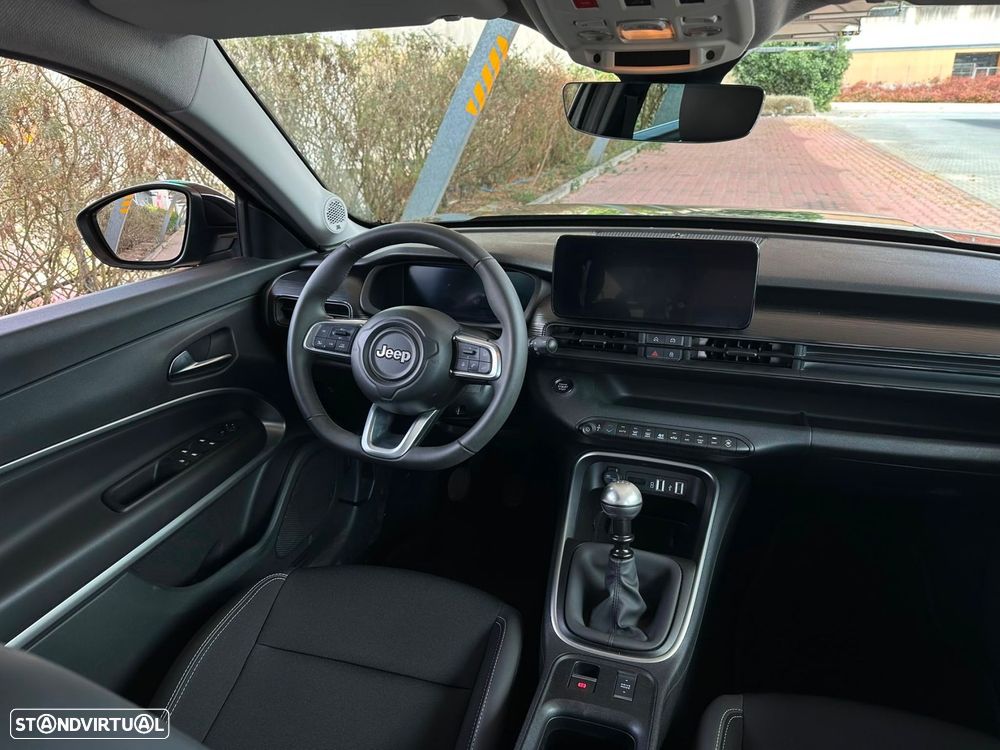 Jeep Avenger 1.2 TG Summit - 13
