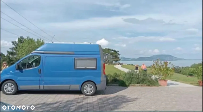 Renault Trafic - 2