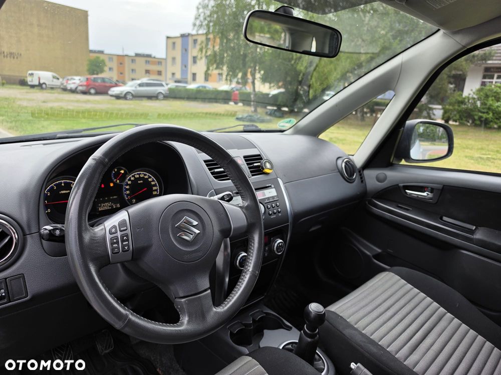 Suzuki SX4 1.6 VVT 4x2 City+ - 12