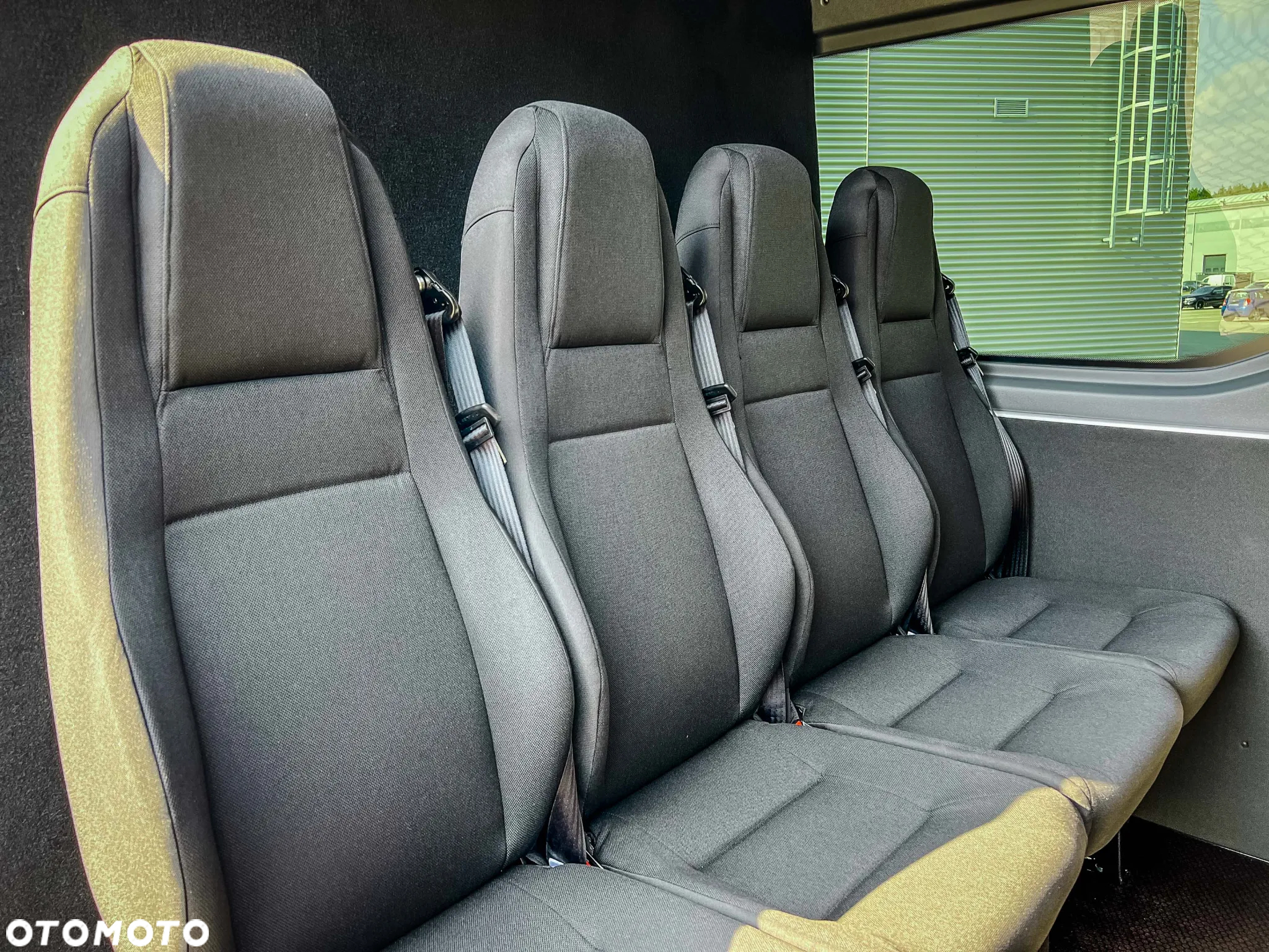 Iveco Daily 35S18HV , 3.0L - 180KM ,Brygadowy, 7 osób, Brygadówka - 14