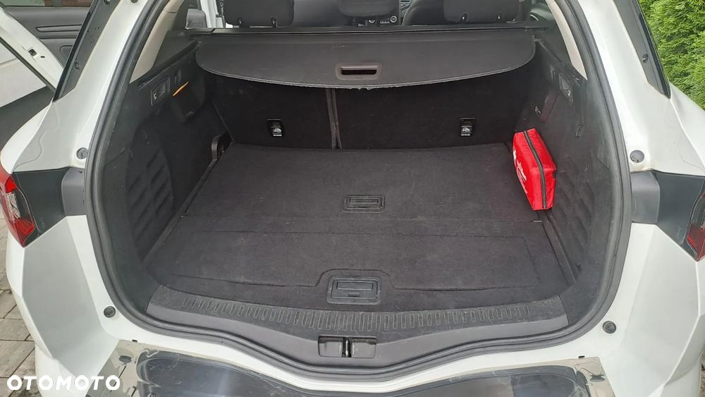 Renault Megane 1.5 Blue dCi Business - 10