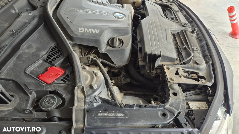 BMW Seria 3 320i xDrive Aut. M Sport - 30