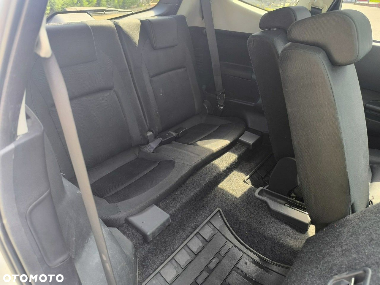 Nissan Qashqai+2 - 26
