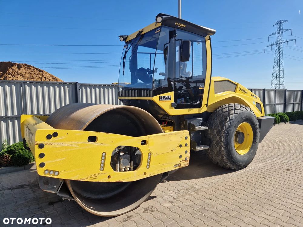 Bomag BW211D-5 * tylko 1.378 mth * 2018r. * walec do gruntu * - 39