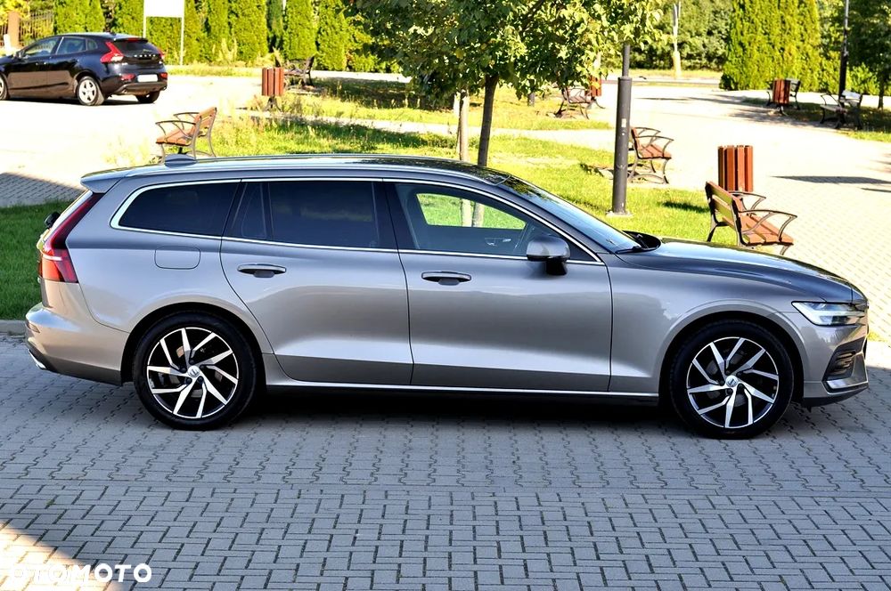 Volvo V60 D4 Momentum Pro - 7