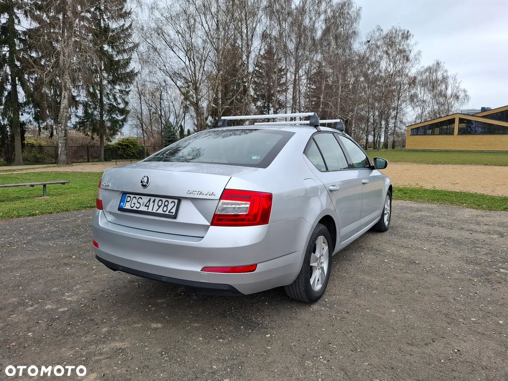 Skoda Octavia 1.6 TDI Ambition - 8