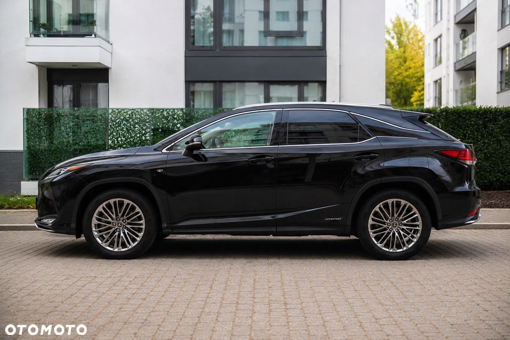 Lexus RX - 9