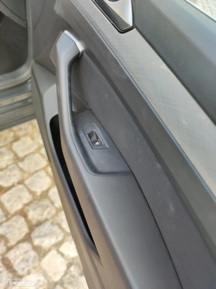 VW Passat Variant 1.4 TSI GTE Plug-in - 26