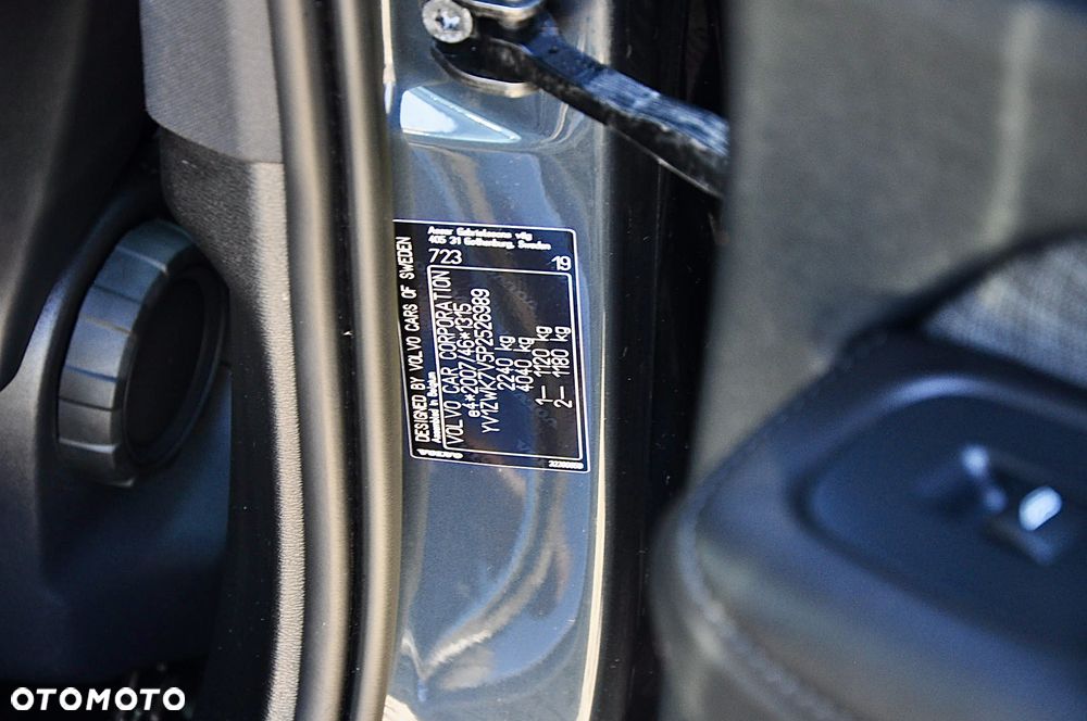 Volvo V60 B3 B Essential - 17