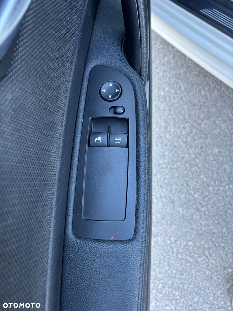 BMW Seria 1 118d Limited Edition Lifestyle mit M Sportpaket - 15