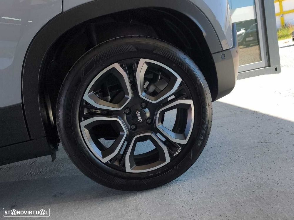 Jeep Avenger 1.2 GSE T3 Summit - 11