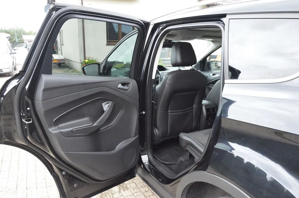 Ford Kuga 2.0 TDCi 4WD Titanium - 27