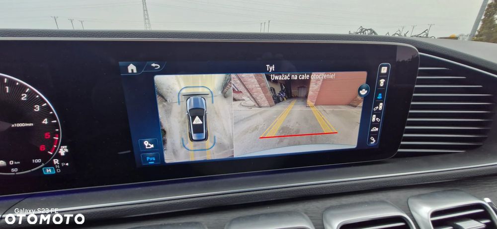 Mercedes-Benz GLE - 22