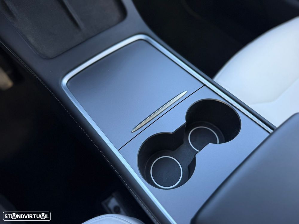Tesla Model Y Long Range Tração Traseira - 40