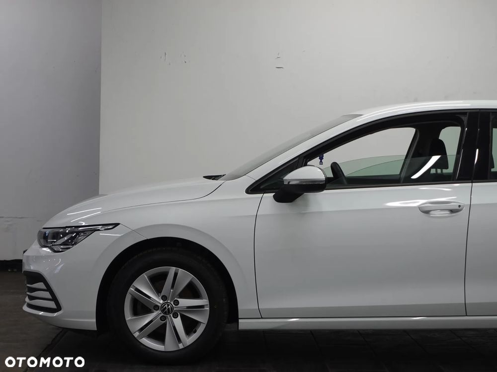 Volkswagen Golf - 9