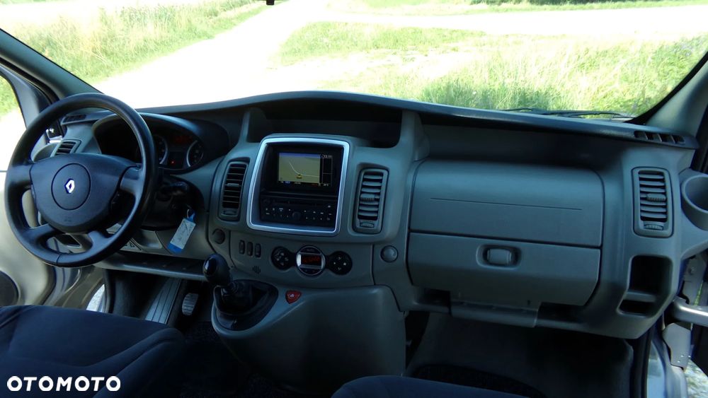 Renault Trafic - 19