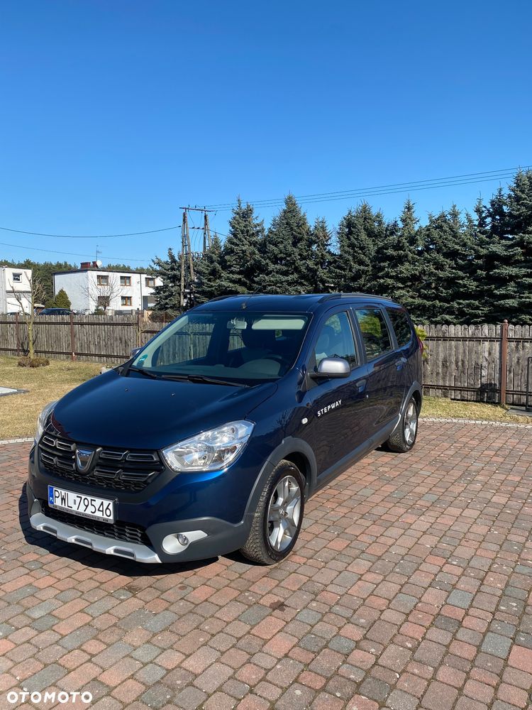 Dacia Lodgy TCe 115 Stepway - 3