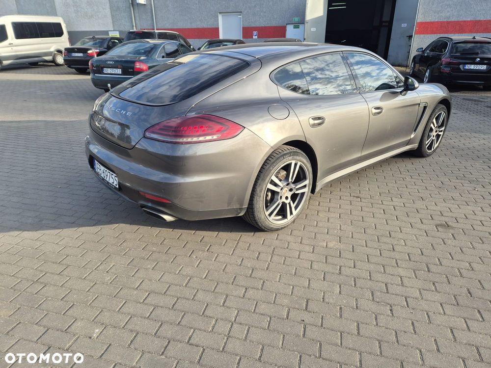 Porsche Panamera - 7