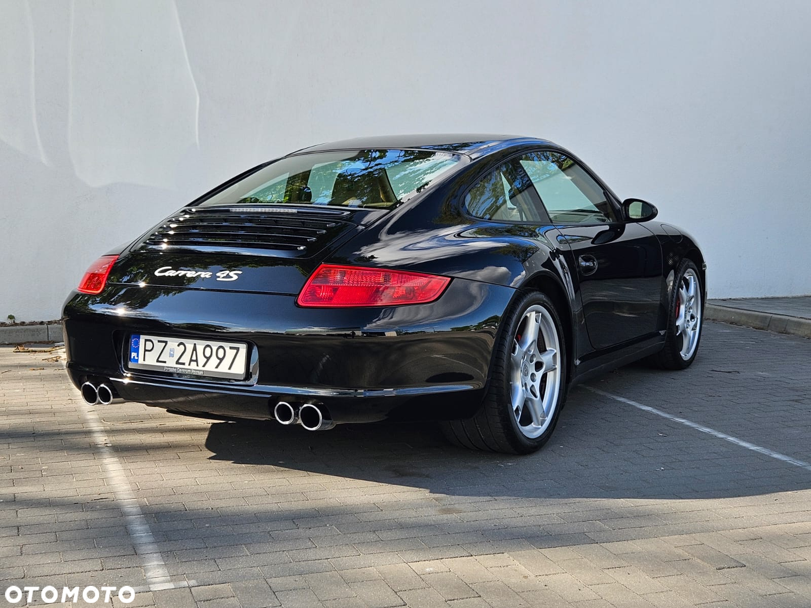 Porsche 911 Carrera 4S - 9