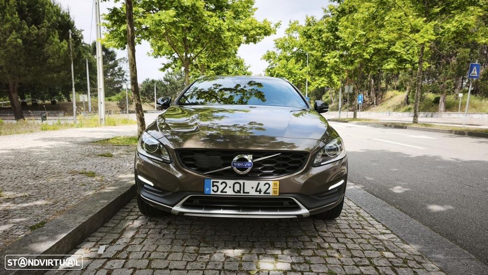 Volvo V60 Cross Country 2.0 D3 Summum Geartronic - 2