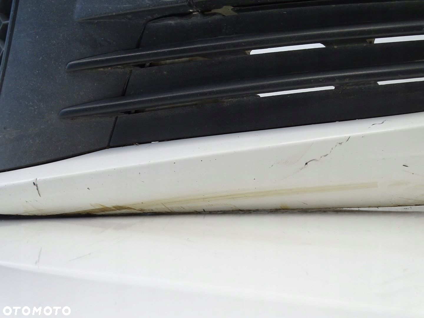 KPL ZDERZAK PRZÓD PRZEDNI  GRILL VW SCIROCCO III 1K8 2008-2014R BIAŁY LB9A - 5