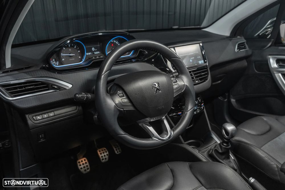 Peugeot 208 1.6 BlueHDi GT Line - 20