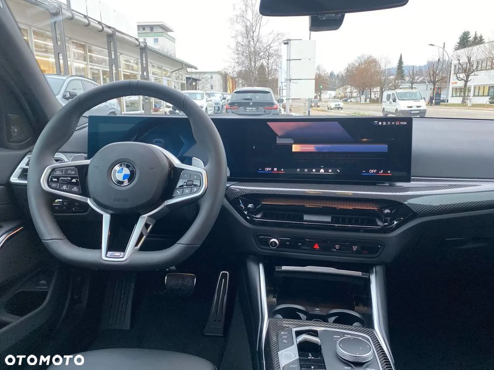 BMW Seria 3 330d xDrive mHEV M Sport - 8