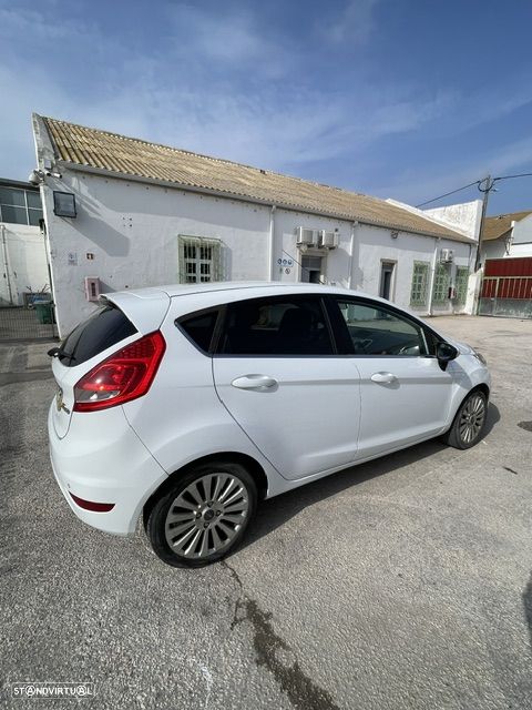 Ford Fiesta 1.25 Titanium 124g - 6