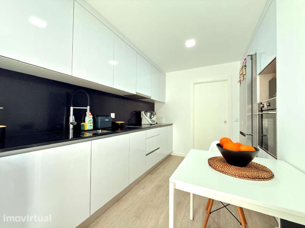 Apartamento T2 com lugar de garagem,Santa Clara - Grande imagem: 4/8