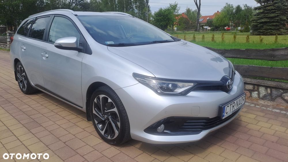 Toyota Auris - 8