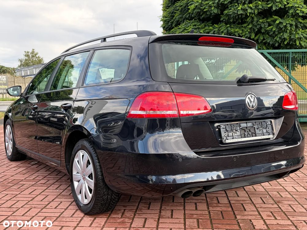 Volkswagen Passat 2.0 Blue TDI SCR Comfortline - 4