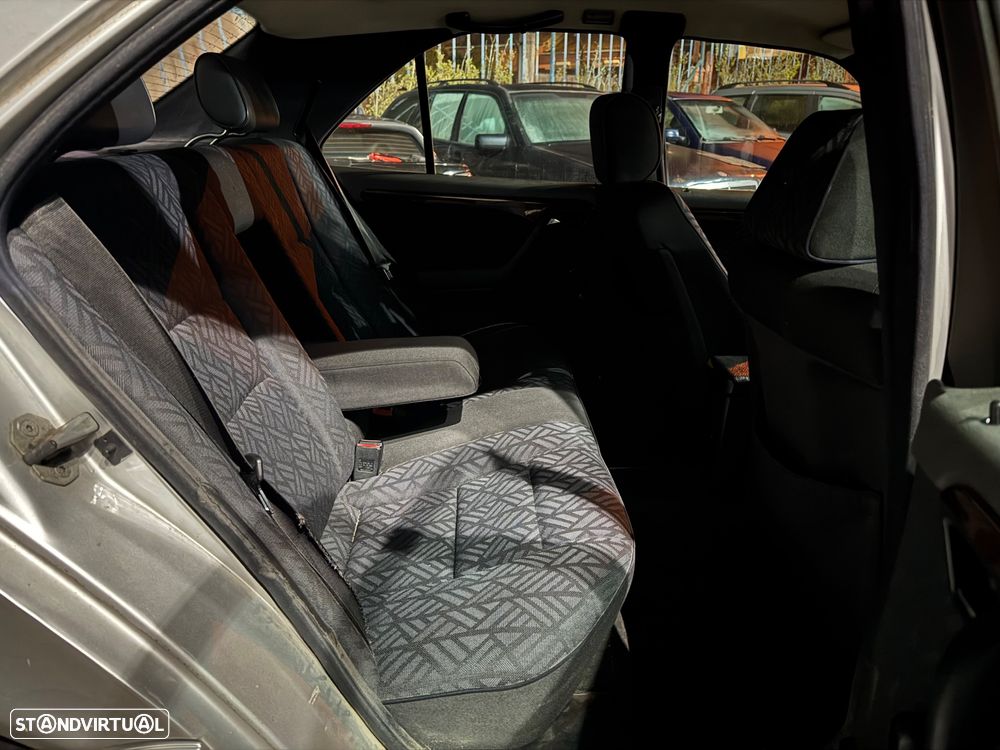 Mercedes-Benz C 220 CDI Classic - 21