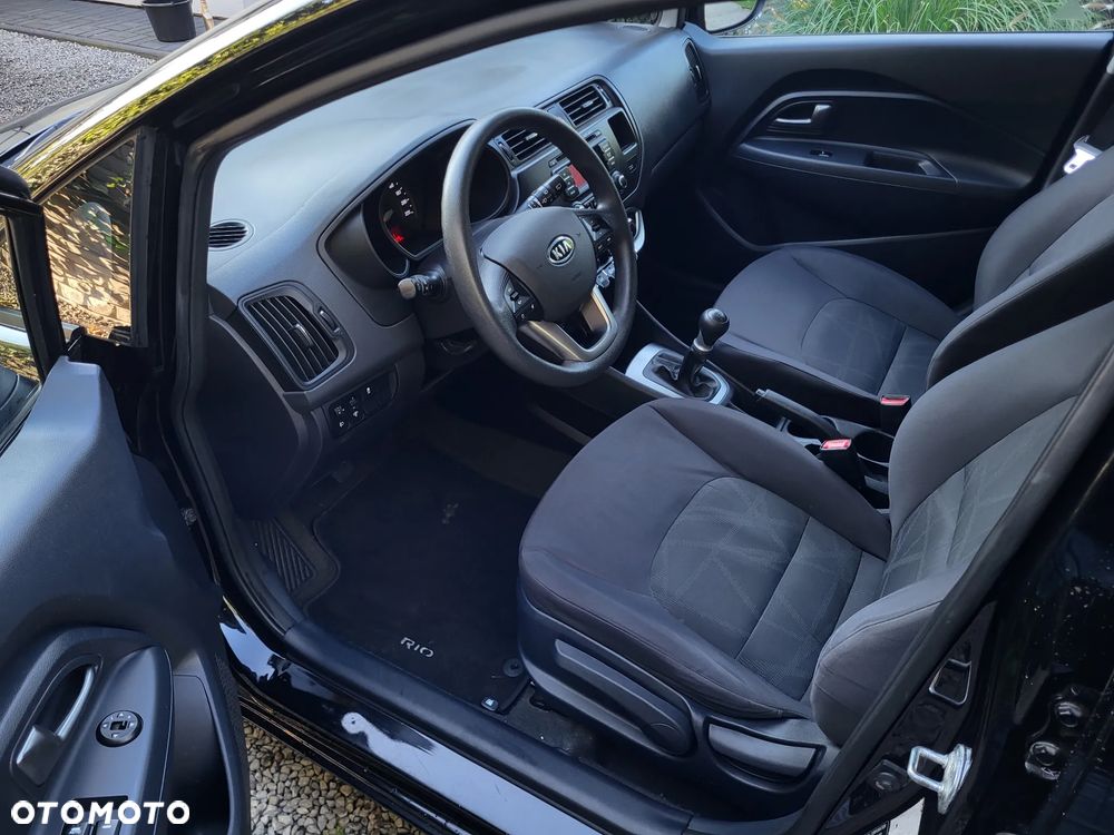 Kia Rio - 7