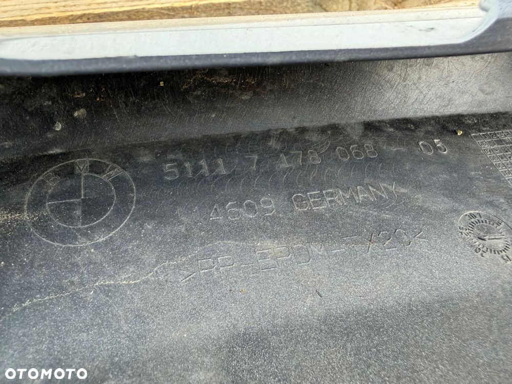 zderzak przód przedni bmw serii 5 e60 e61 lift fl lci 2007- 7178068 cały - 7