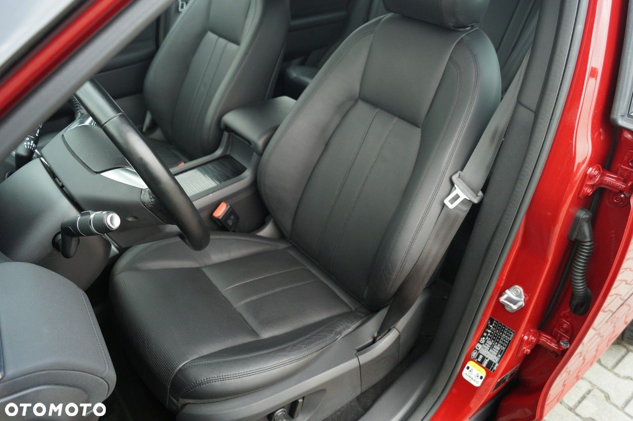 Land Rover Discovery Sport - 31