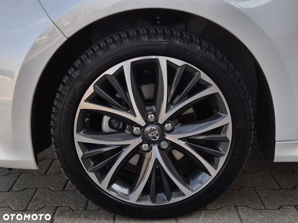 Toyota Yaris Hybrid 1.5 Executive - 18