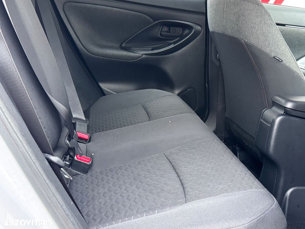 Toyota Yaris Cross 1.5 VVT-i Business Edition - 23