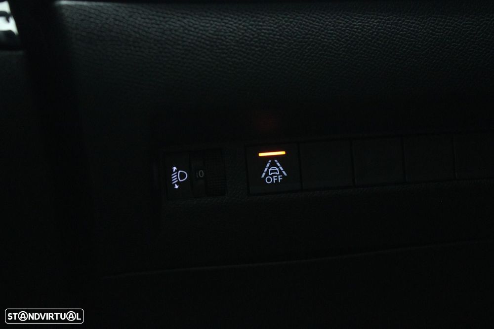 Peugeot 208 1.5 BlueHDi Allure - 11
