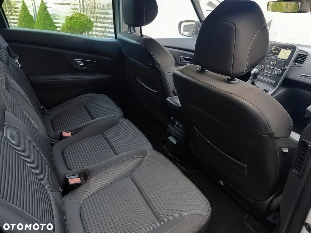 Renault Scenic - 12