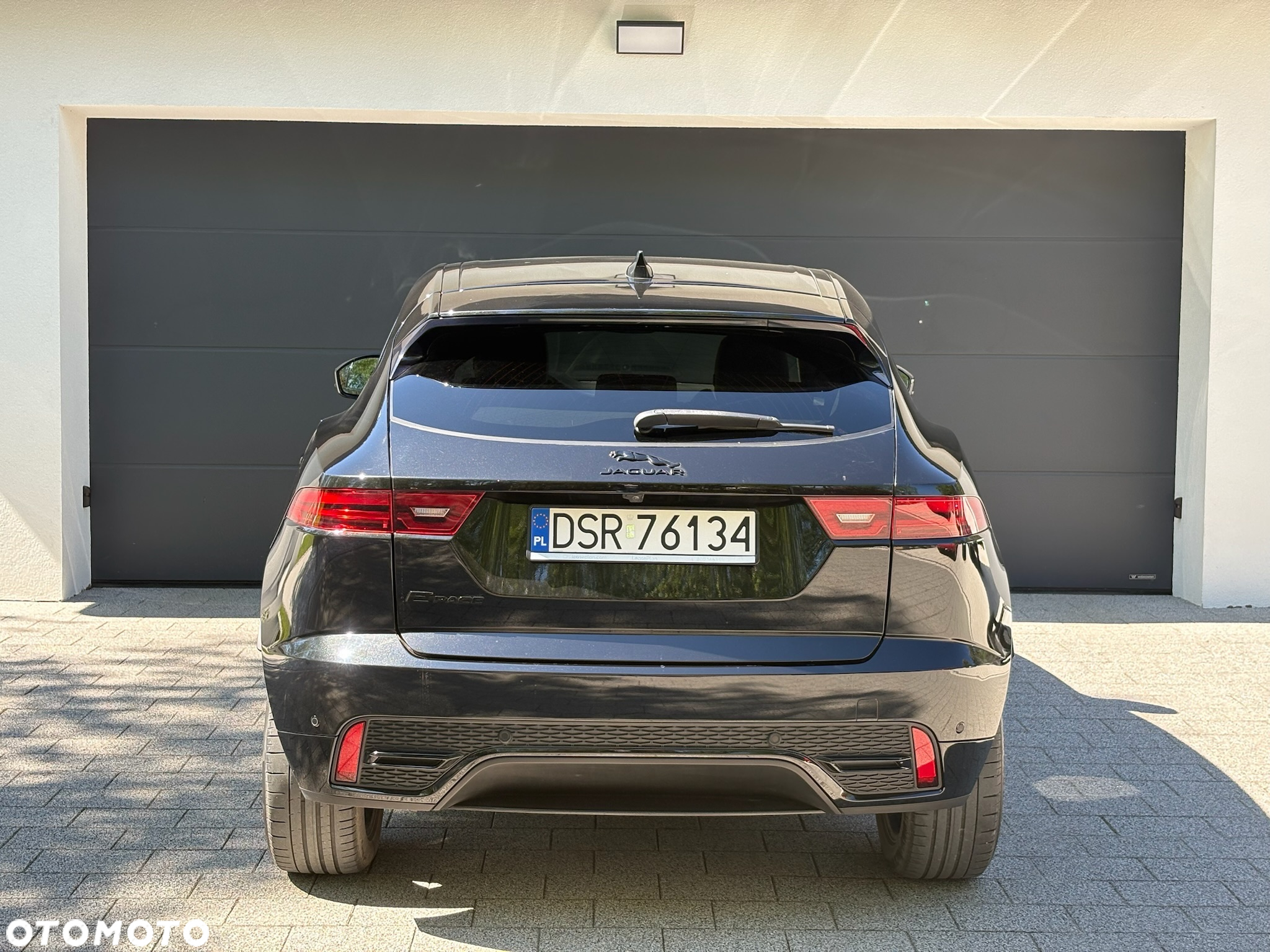 Jaguar E-Pace D165 AWD R-Dynamic S - 2