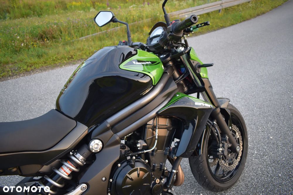 Kawasaki ER - 9