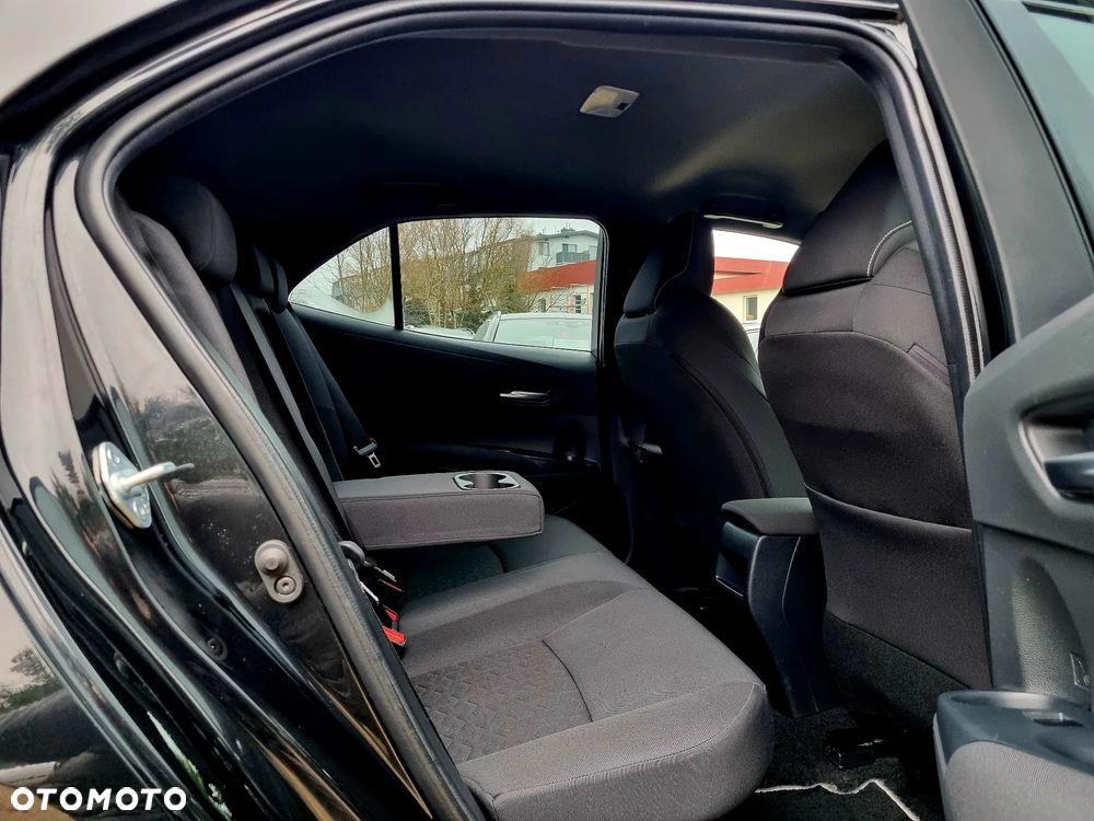 Toyota Corolla 1.8 Hybrid Executive - 14