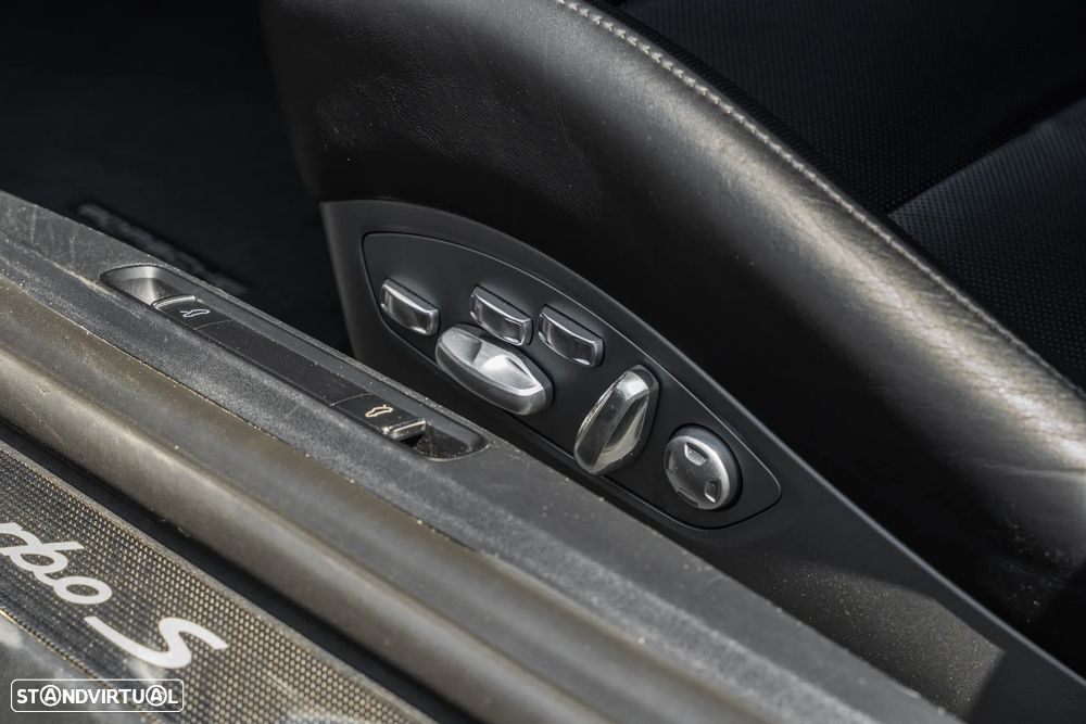 Porsche 911 (991) Turbo S - 14