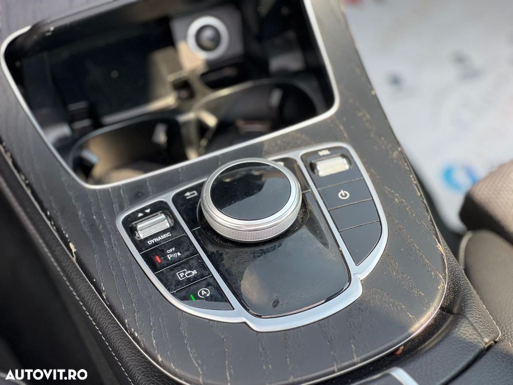 Mercedes-Benz E 200 4MATIC - 21